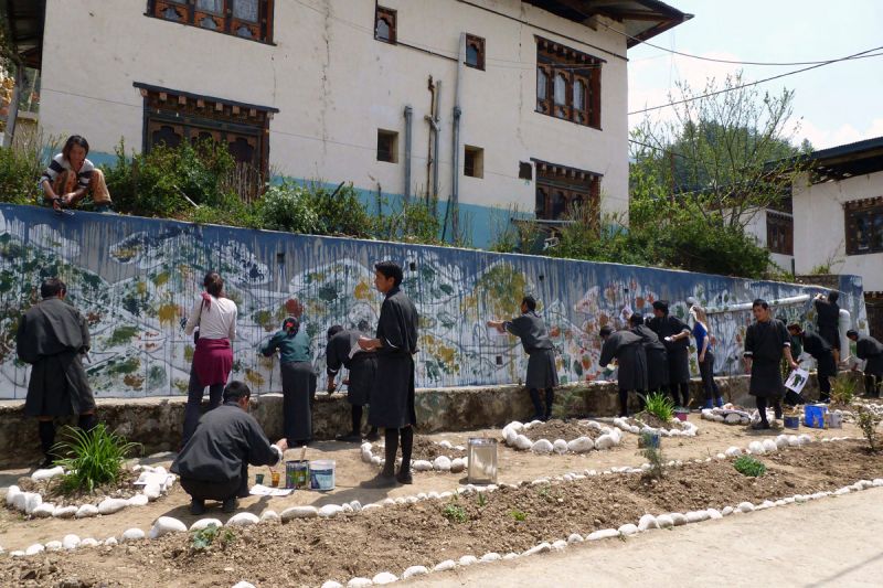 Co-creation of a mural on the campus of Choki Traditional Art School, Thimphu. 2013. Photograph: © FOA-FLUX