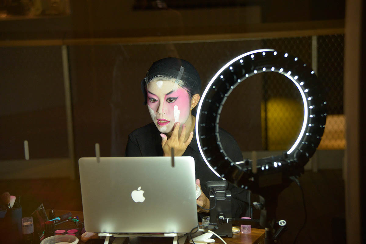 Rose Li, The Performance is About to Begin, 2021. Photograph by Nadim Abbas.